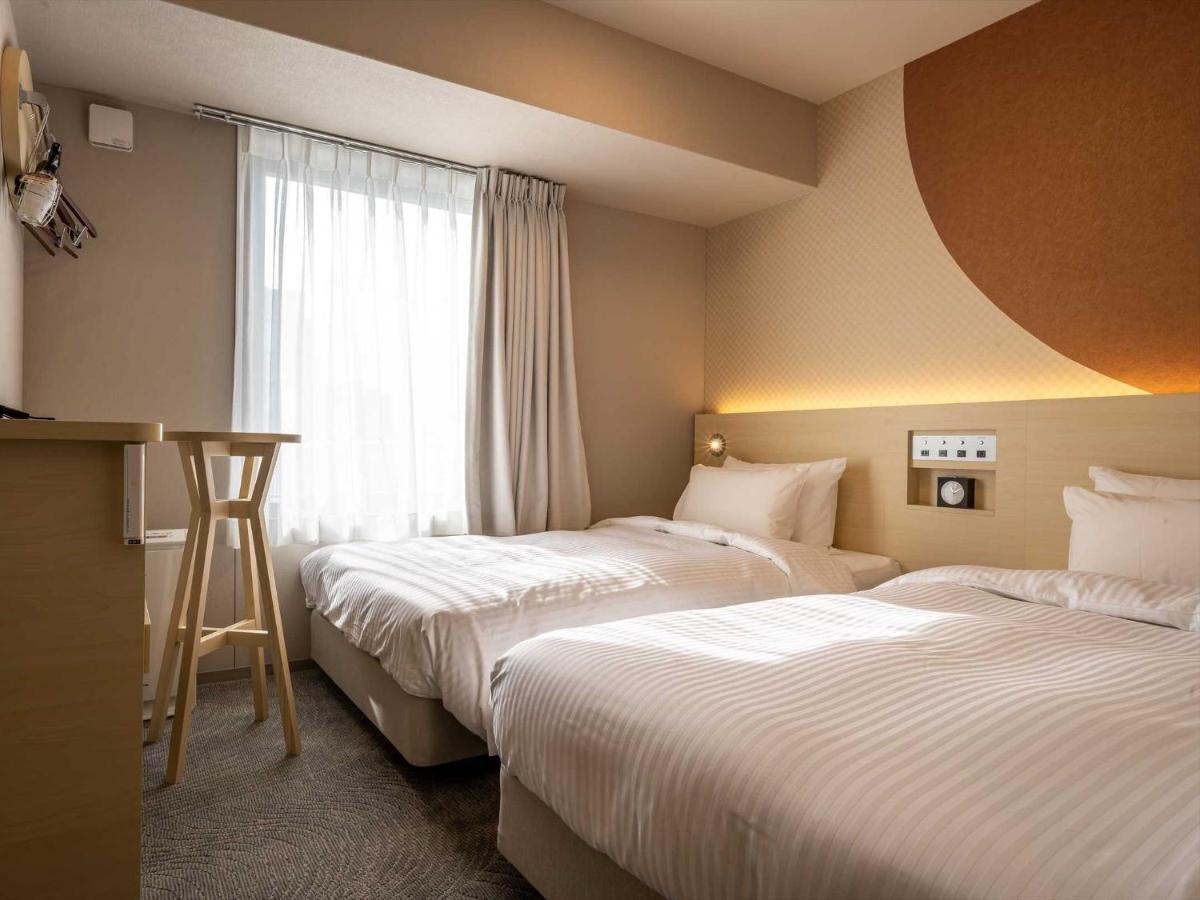 Hotel Wbf Shin-Osaka Skytower מראה חיצוני תמונה